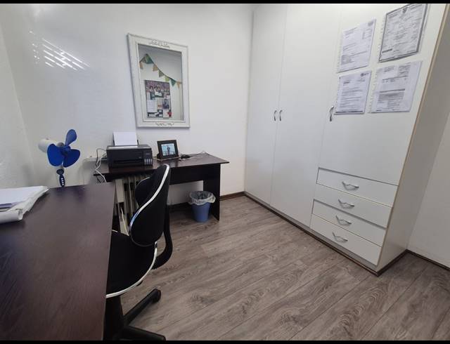 3 BEDROOM HOUSE FOR SALE IN VANDERBIJLPARK SE 3